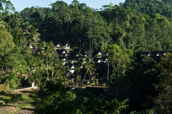 Kampung Naga : anyaman bambu si ramah lingkungan