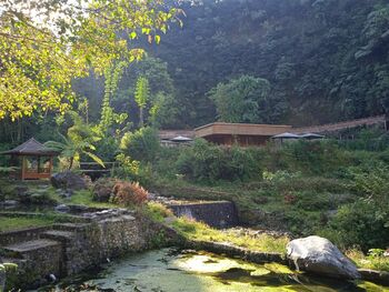 Suasana objek wisata Banyu Ciblon Lestari (BCL) Desa Tlogowero, Bansari, Temanggung. Aktivitas di lokasi yang pernah viral di media sosial itu mati suri setelah pandemi Covid 19.