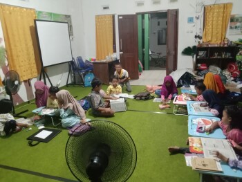 Perpustakaan Rumah Inspirasi: wadah inklusi sosial Desa Tumpangkrasak