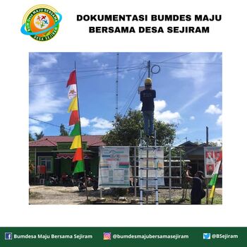 Akses internet turut meningkatkan keterampilan, pengetahuan, dan komunikasi di Desa Sejiram, Kabupaten Sambas. 