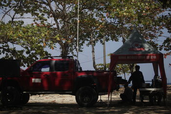 Inovasi teknologi tepat guna menjadi bagian penting dalam membangun mitigasi kebencanaan. Mulai dari penggunaan radio komunikasi hingga peranan internet. 